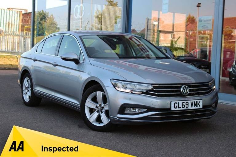 2019 69 VOLKSWAGEN PASSAT 1.6 TDI SE NAV SALOON 4DR DIESEL DSG EURO 6 (S/S) (120