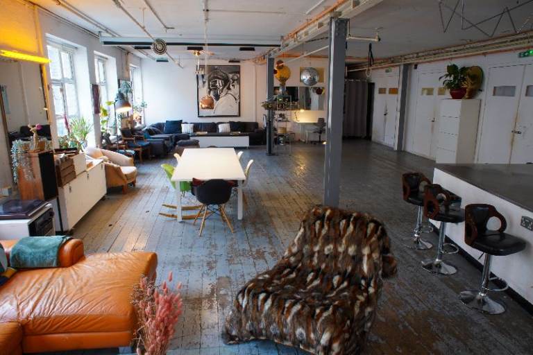 Artsy and friendly Summer Warehouse sublet in Hackney by London Fields
