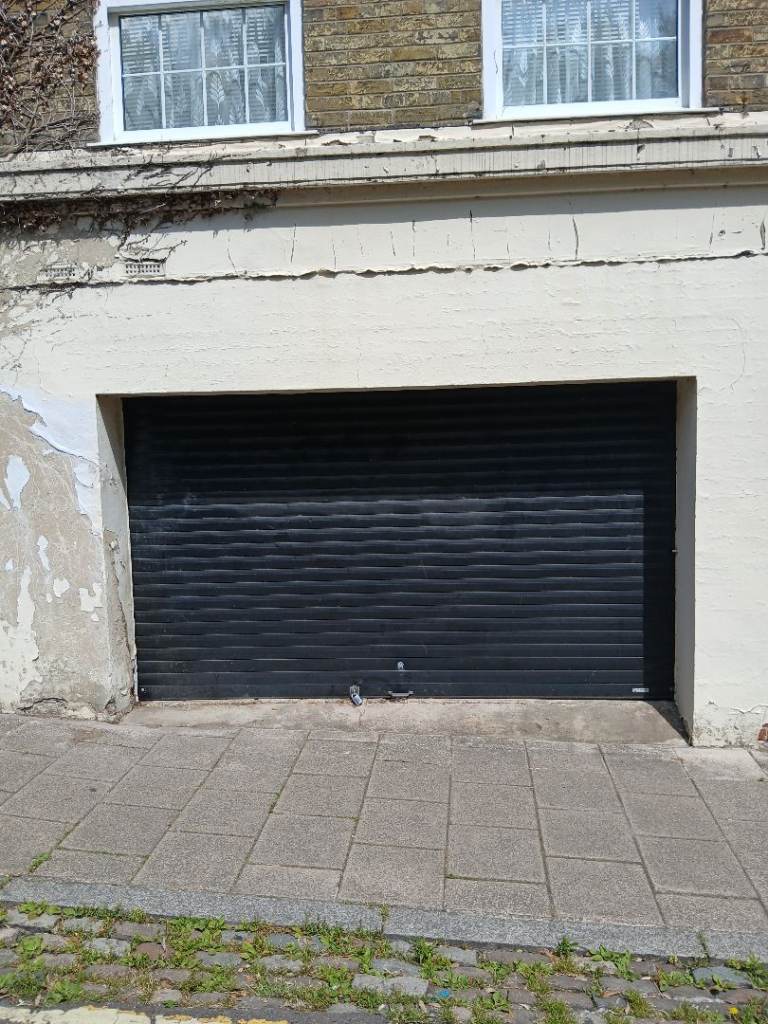 Storage Unit SO14 6SX