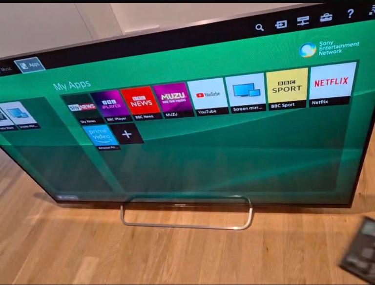 Sony 50 inch smart 3D TV