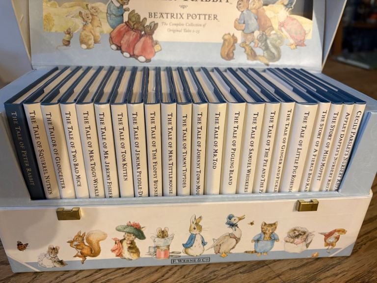 The world of Peter rabbit - Beatrix Potter  set