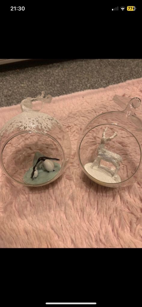 SET OF 2 LARGE GLASS CHRISTMAS TREE BAUBLES WITH OPEN FRONTS