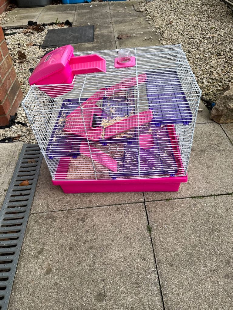 Hamster cage or small pet