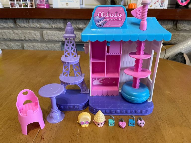 Shopkins World Vacation Oh La La Macaron Cafe Set