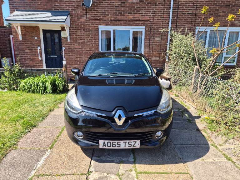Renault Clio Dynamique Nav 16v 1.2L Petrol Black 2012 Manual 16" Alloy Wheels, 8 mths MOT