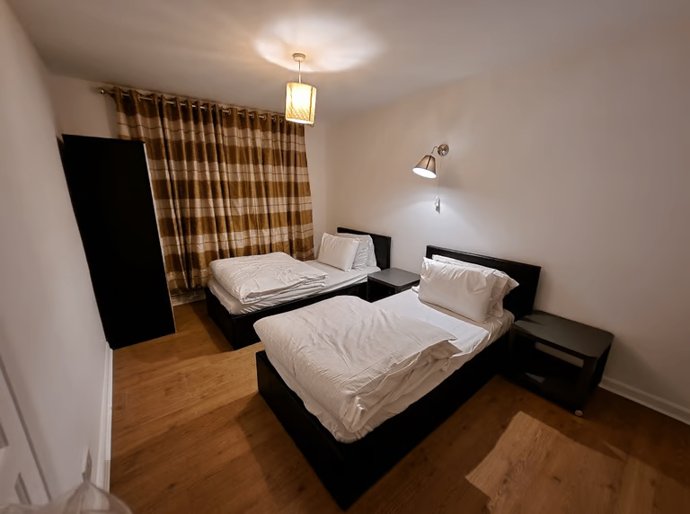 Spacious & Cosy Double Room For Rent AT CF15 7SS