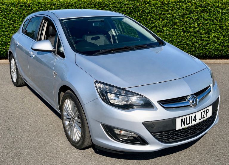 2014 (14) VAUXHALL ASTRA 1.7 CDTI EXCITE HATCHBACK 6 SPEED MANUAL 