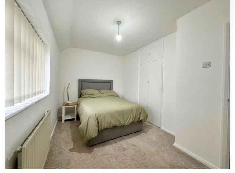 Room to rent 