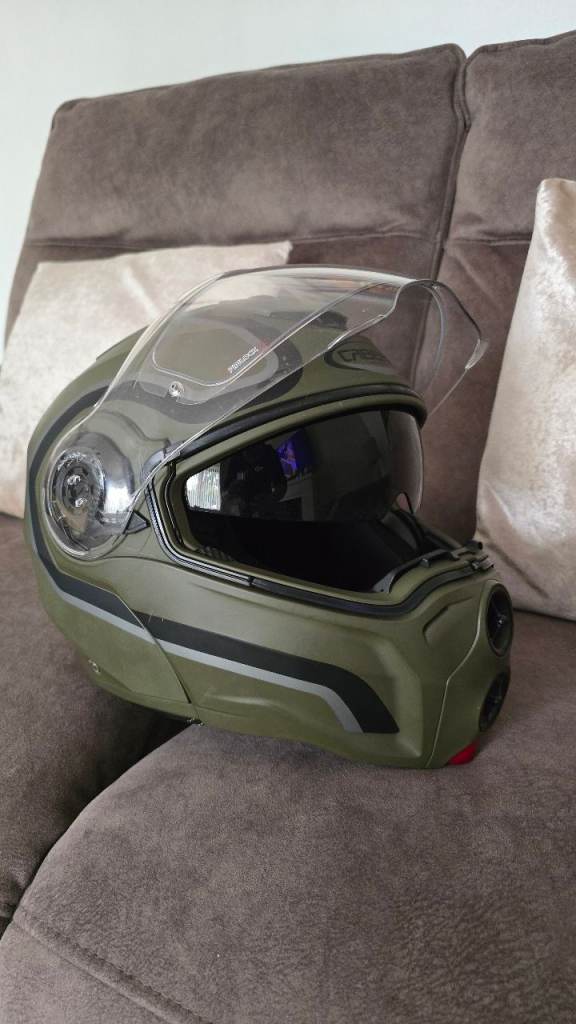 Flip up helmet  ( L )