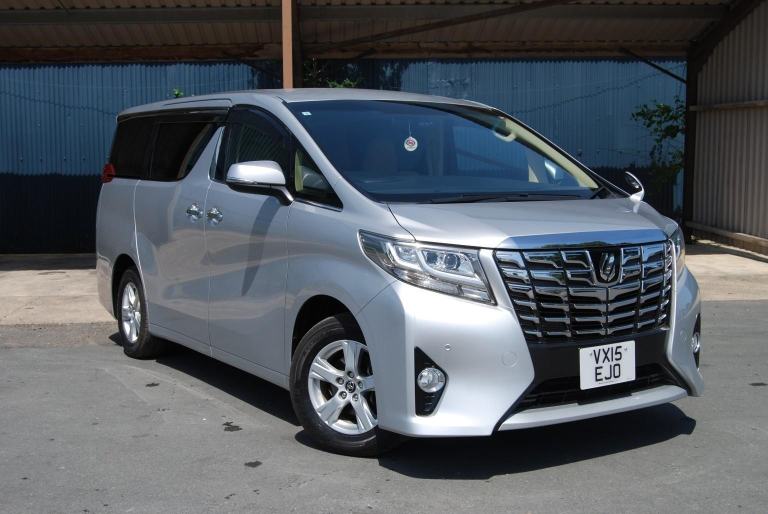 TOYOTA ALPHARD 2.5 X 4WD Silver Auto Petrol 2015