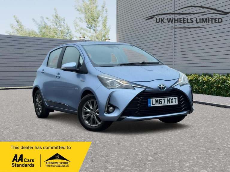 2017 Toyota Yaris 1.5 Hybrid Icon Tech 5dr CVT HATCHBACK PETROL/ELECTRIC Automatic
