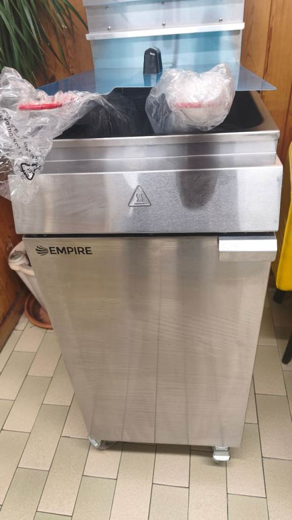 commercial Fryer £65