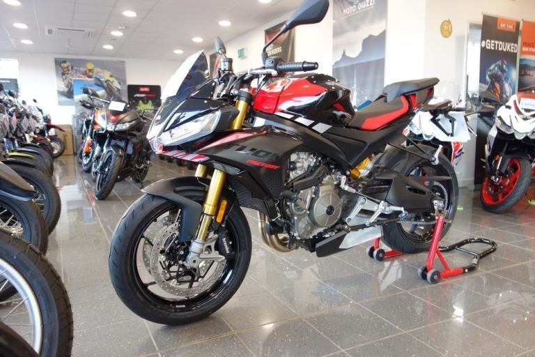 Aprilia Tuono 660 Factory 2025. Saving £3000. Last One.