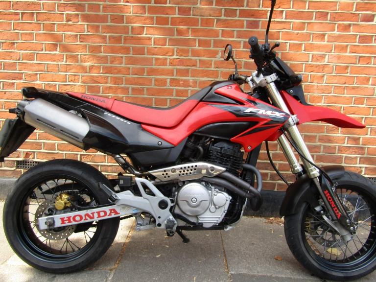 HONDA FMX 650-6 * ONLY 14230 *AS ORIGINAL WITH SPARE KEYS , ONLY 2 OWNERS .