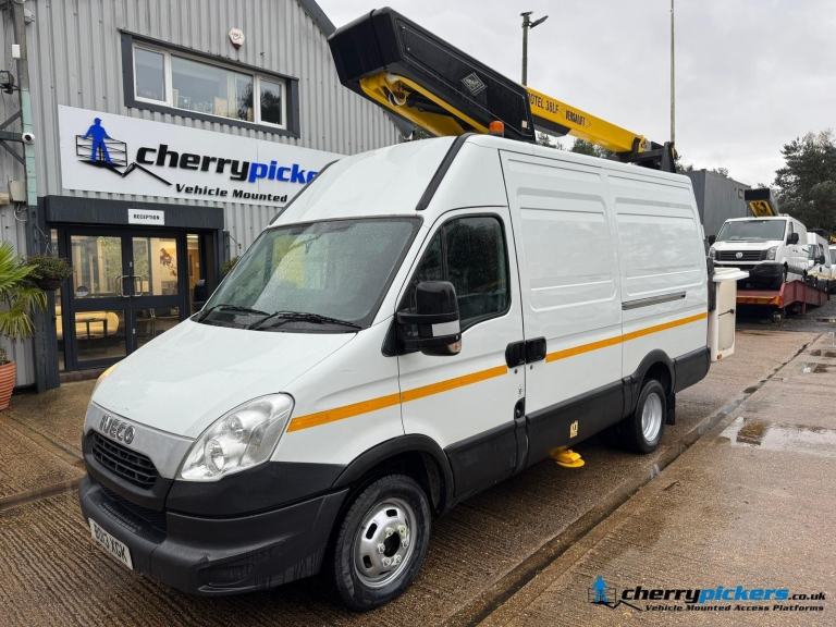 2013 Iveco Daily Versalift ET38 Access Platform Cherry Picker - 14.2 Metre