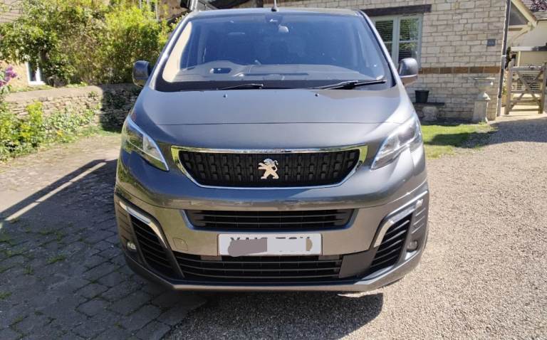Peugeot traveller 8 seater MPV