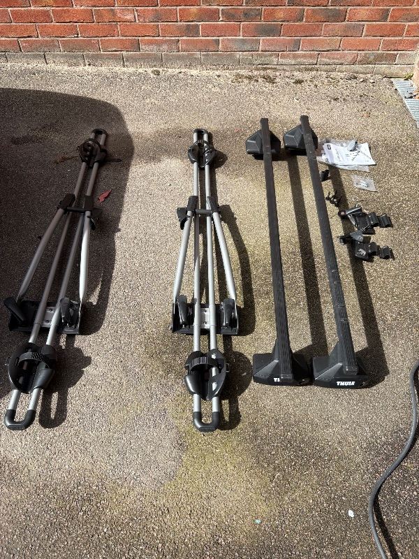 Complete Thule roof rack and bike carriers