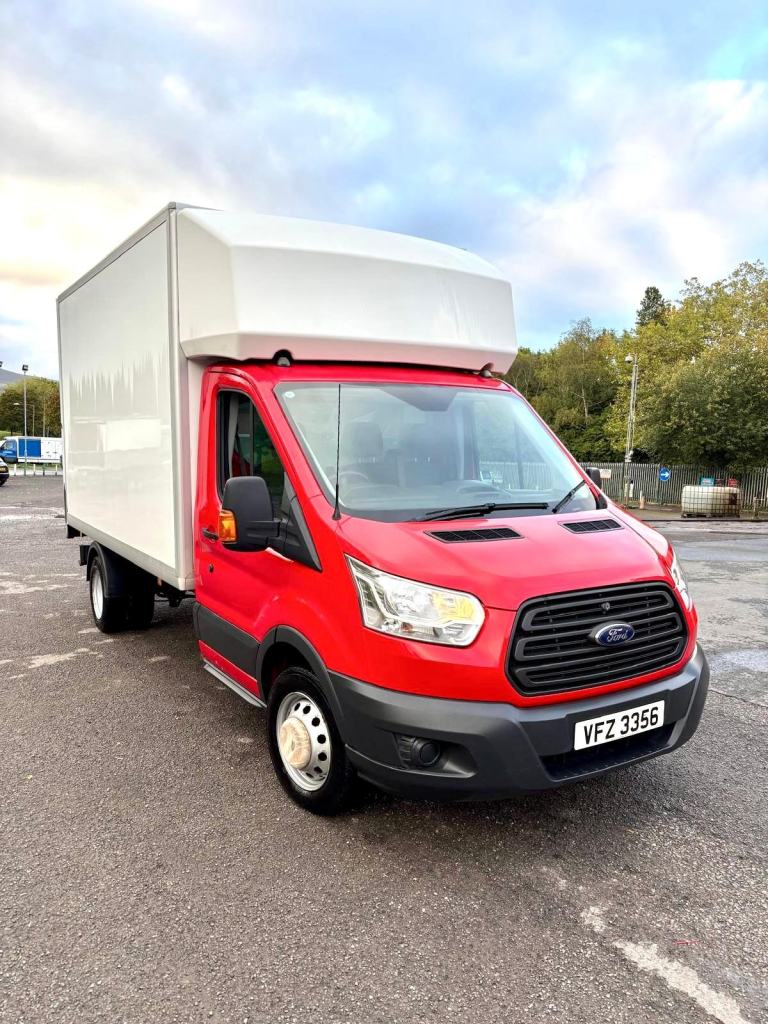 Ford Transit 350 2.2tdci 155ps L4 Luton with Tail lift