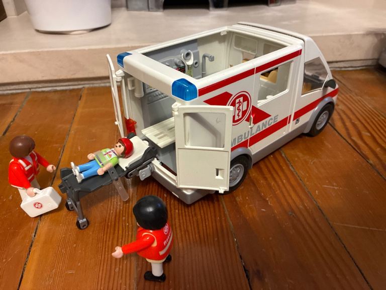 Playmobil 4221 Ambulance