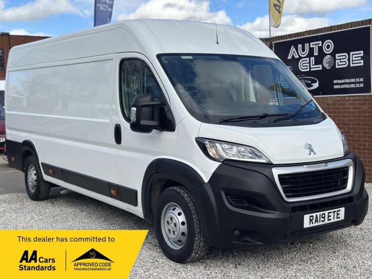 2019 Peugeot Boxer 2.0 BlueHDi 435 Professional L4 H2 Euro 6 5dr PANEL VAN Diesel Manual