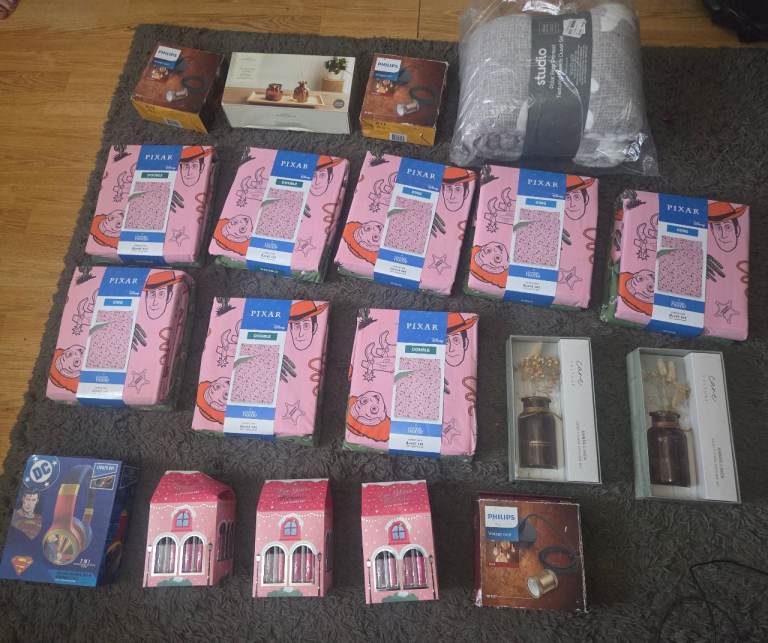 Huge job lot of brand new items 