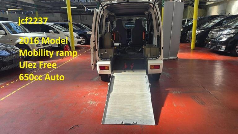 Daihatsu Hijet 650cc 4wd auto Mobility ramp ulez free Petrol Automatic