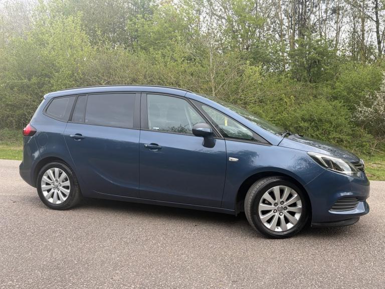 VAUXHALL ZAFIRA TOURER 1.4 i Turbo Design 2017