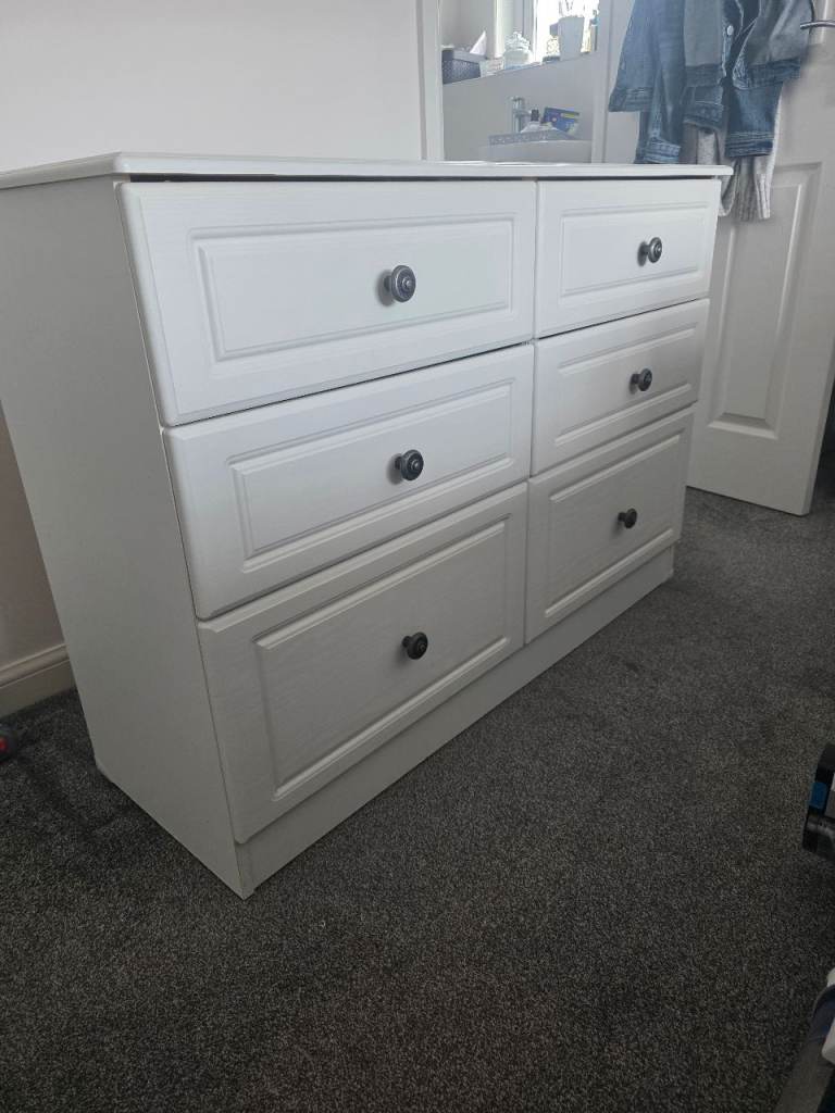 Chest drawers 