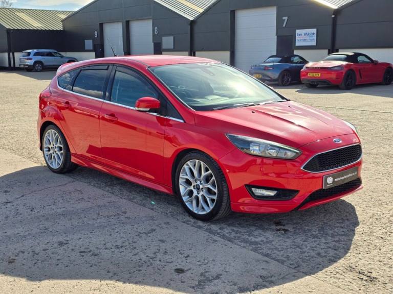 2015 Ford Focus 1.0T EcoBoost Zetec S Hatchback 5dr Petrol Manual Euro 6 (s/s) (125 ps) Hatchback...