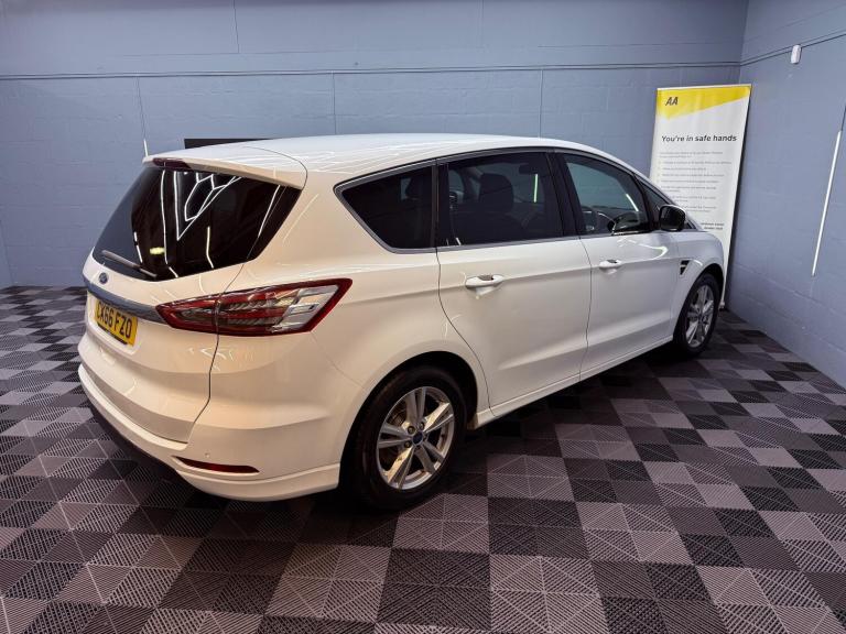 2016 Ford S-Max 1.5T EcoBoost Titanium Euro 6 (s/s) 5dr MPV Petrol Manual