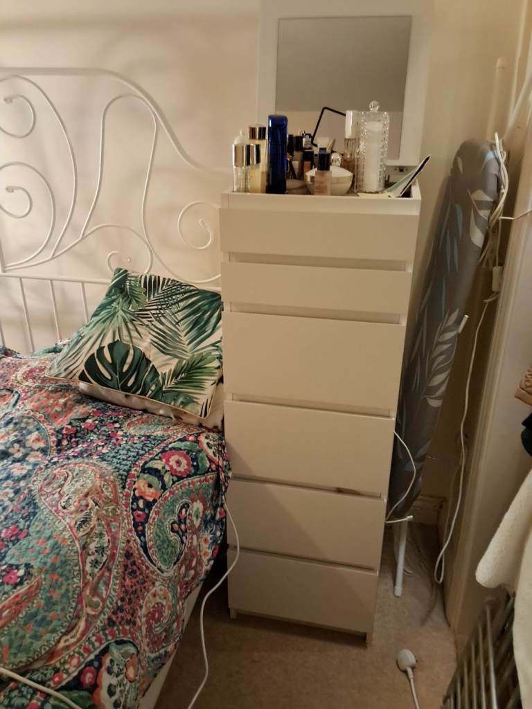 Malm chest of 6 drawers 