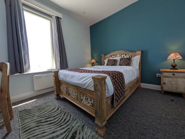 Room to rent