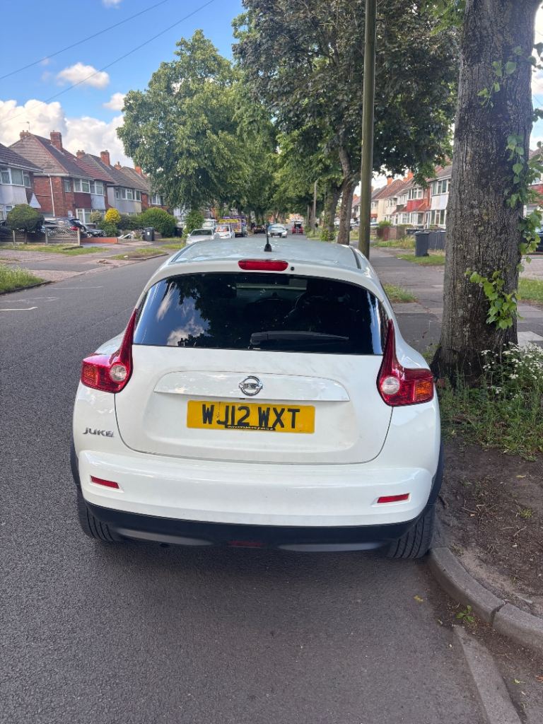 Nissan, JUKE, Hatchback, 2012, Semi-Auto, 1598 (cc), 5 doors