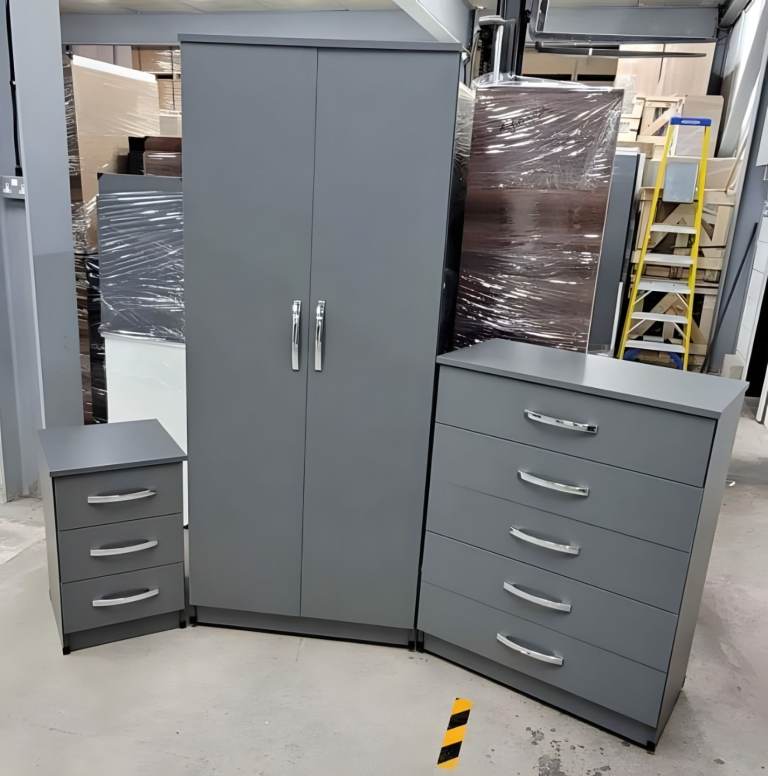 2 Door wardrobe set in Grey 🩶