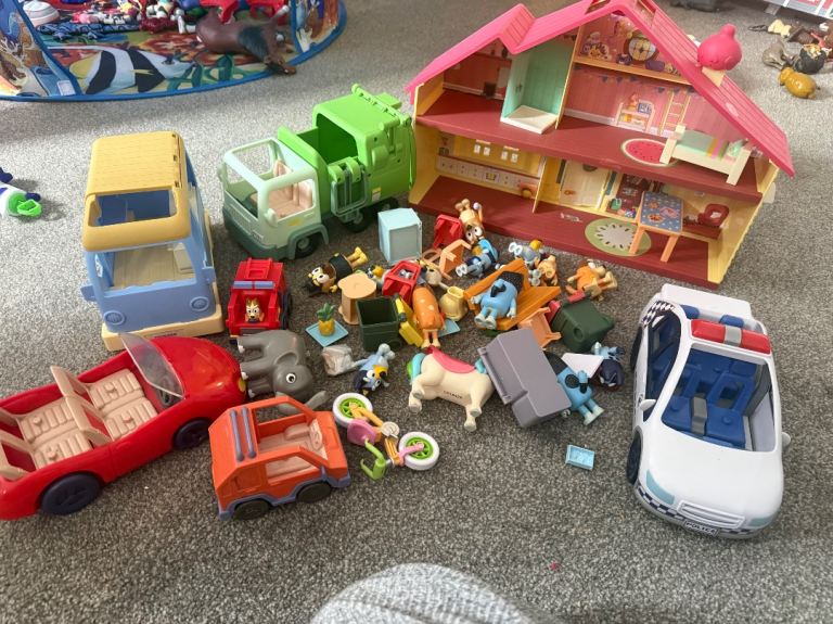 Large Bundle of Bluey Toys with House and Vehicles