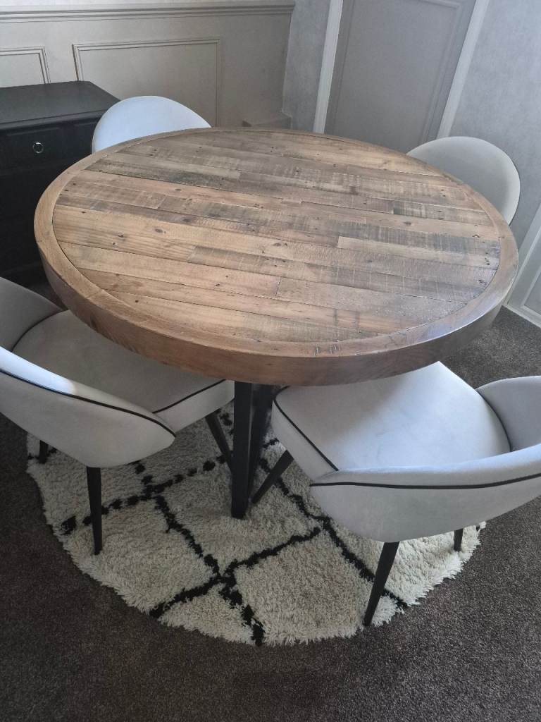 Beautiful reclaimed wood dining table and chairs 