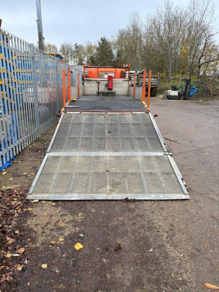 ISUZU TRUCKS  N75.190 AUTO BEAVERTAIL