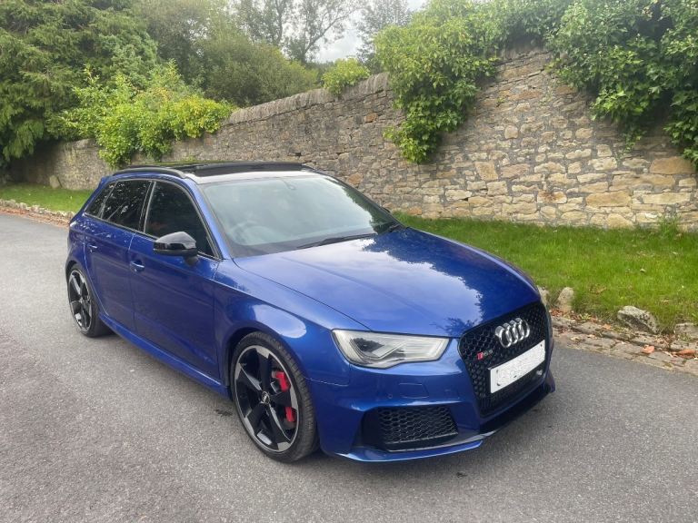 2015 Audi RS3 S Tronic Quattro 5dr Sepang Blue,Pan Roof,Keyless Start,Alcantara Steering Wheel