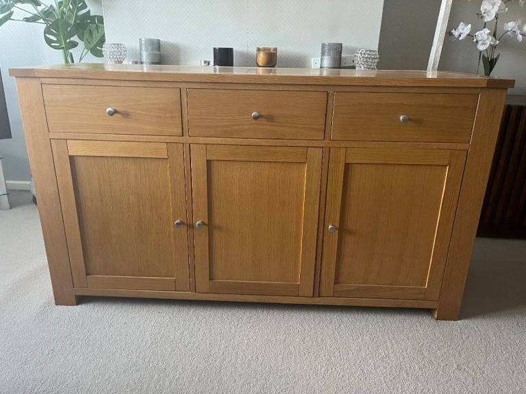 Light Oak Side Cabinet – 3 Drawers & 3 Doors