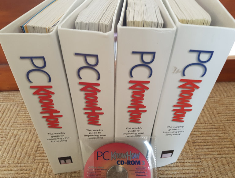 PC Knowhow Full 104 Weekly Magazines Updated For Windows 2000 + 4 Folders + 2 CDs New/Unused