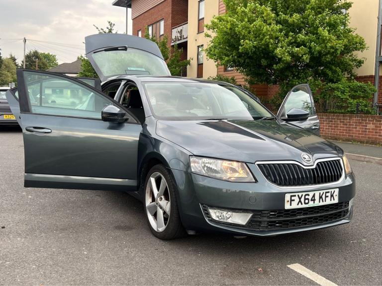 2014 Skoda Octavia 1.6 TDI CR SE 5dr HATCHBACK Diesel Manual