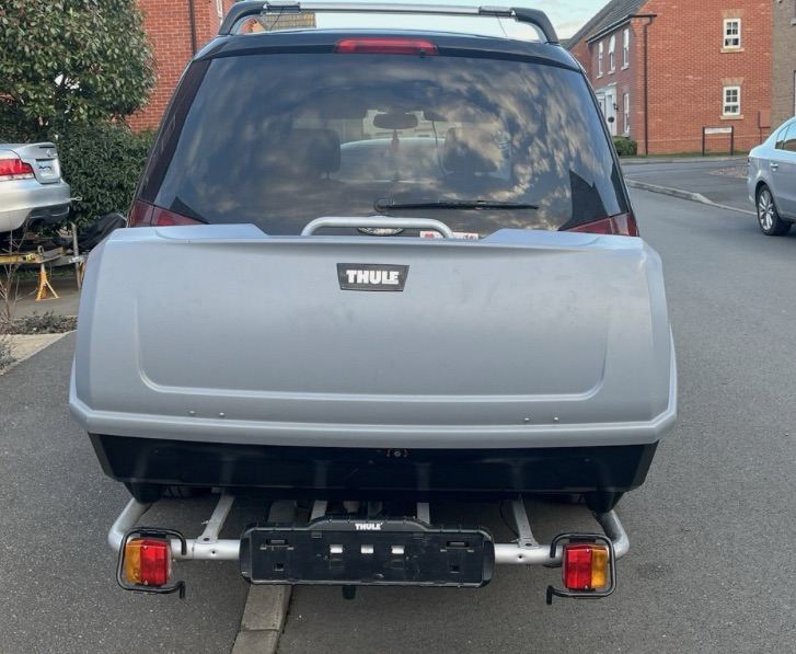 Thule backup box and easybase like roof box