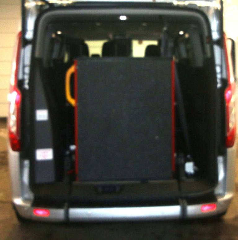 2020 Ford Tourneo Custom 2.0 EcoBlue 130ps L/R 8 Seater Titanium Auto MPV DIESEL Automatic