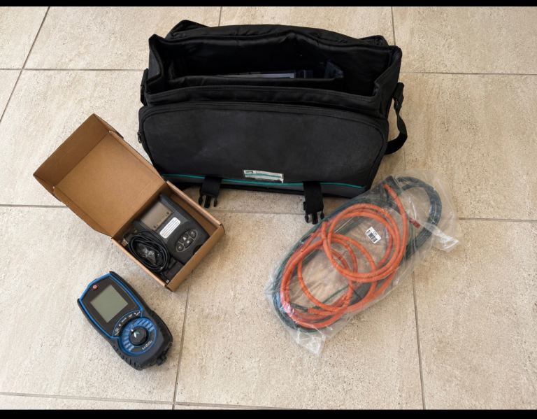 Kane flue Handheld Electrical Tester Kit with Cables and Bag