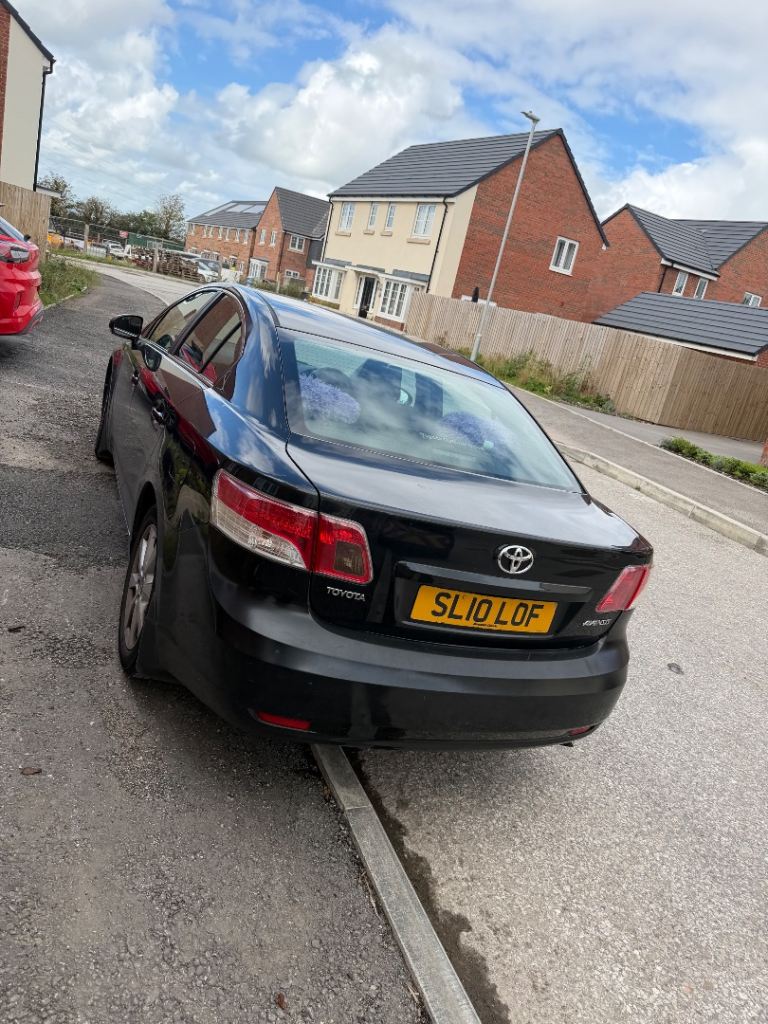 Toyota, AVENSIS, Saloon, 2010, Manual, 1798 (cc), 4 doors