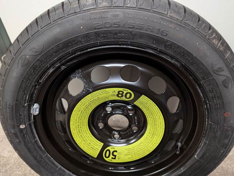 Genuine Seat Arona Spare Wheel Kit (205/55 R16)