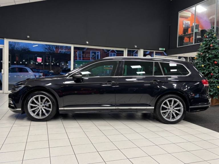 2018 Volkswagen Passat 2.0 TDI R-Line 5dr DSG [Panoramic Roof] [7 Speed] ESTATE DIESEL Automatic
