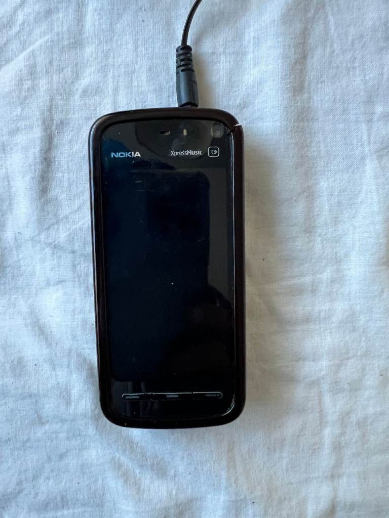 Nokia 5800 Express Charger