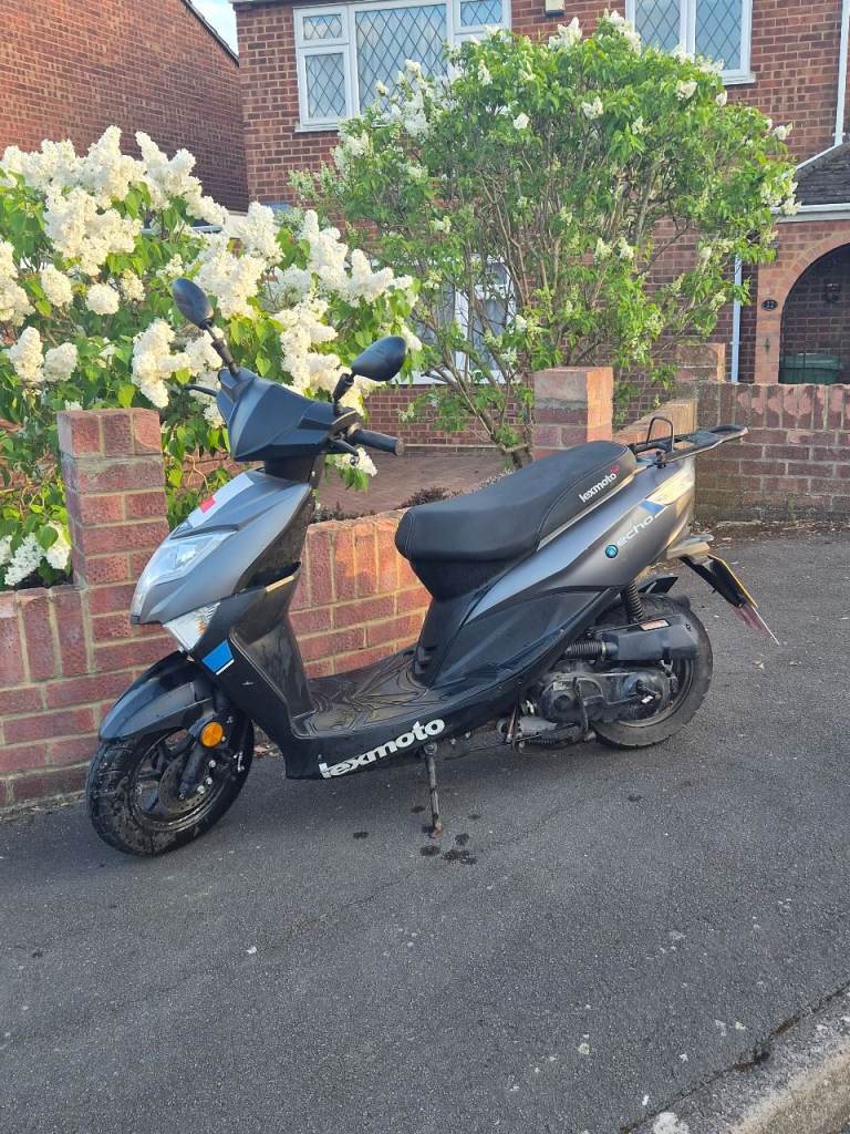 Lexmoto, ECHO, 2024, 50 (cc)