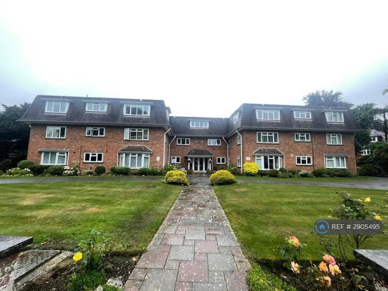 2 bedroom flat in Nairn Court, Bournemouth, BH3 (2 bed) (#2905495)